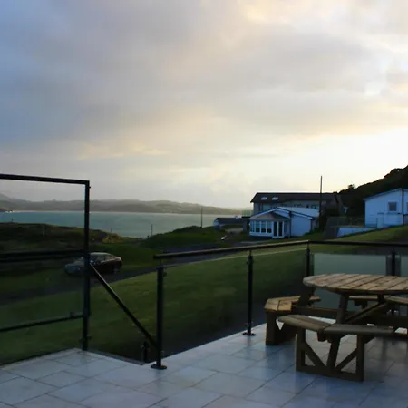 Atlantic View Retreat בית נופש *