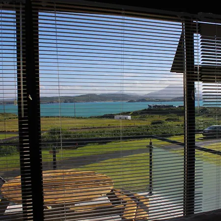 Atlantic View Retreat בית נופש